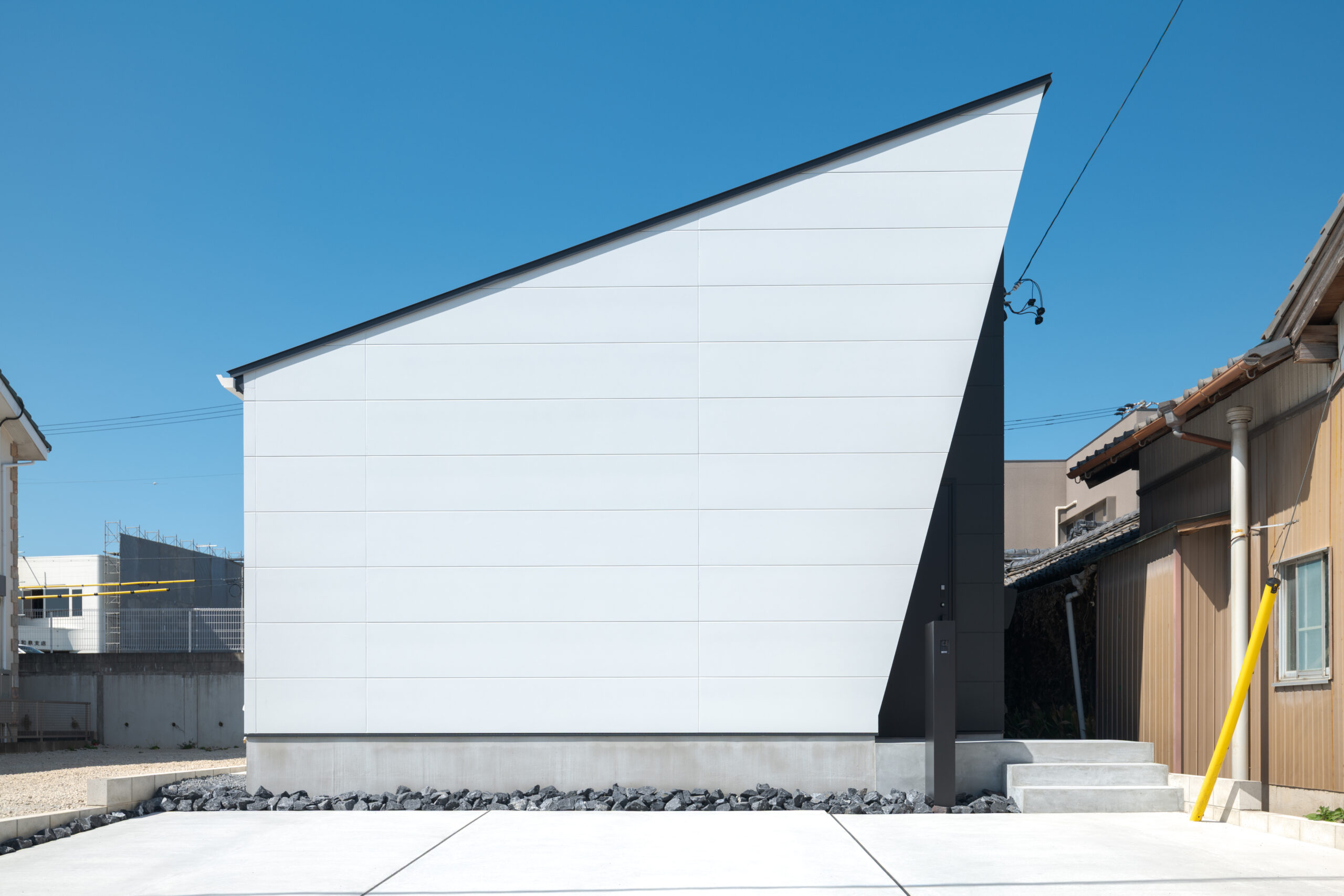 くらし・にわ・いえ　KIT PLUS キットプラス｜株式会社三有技建｜安城市・岡崎市｜規格住宅SIMPLE NOTE-シンプルノート BinO-ビーノ｜EXTERIORエクステリア-外構｜家具・雑貨