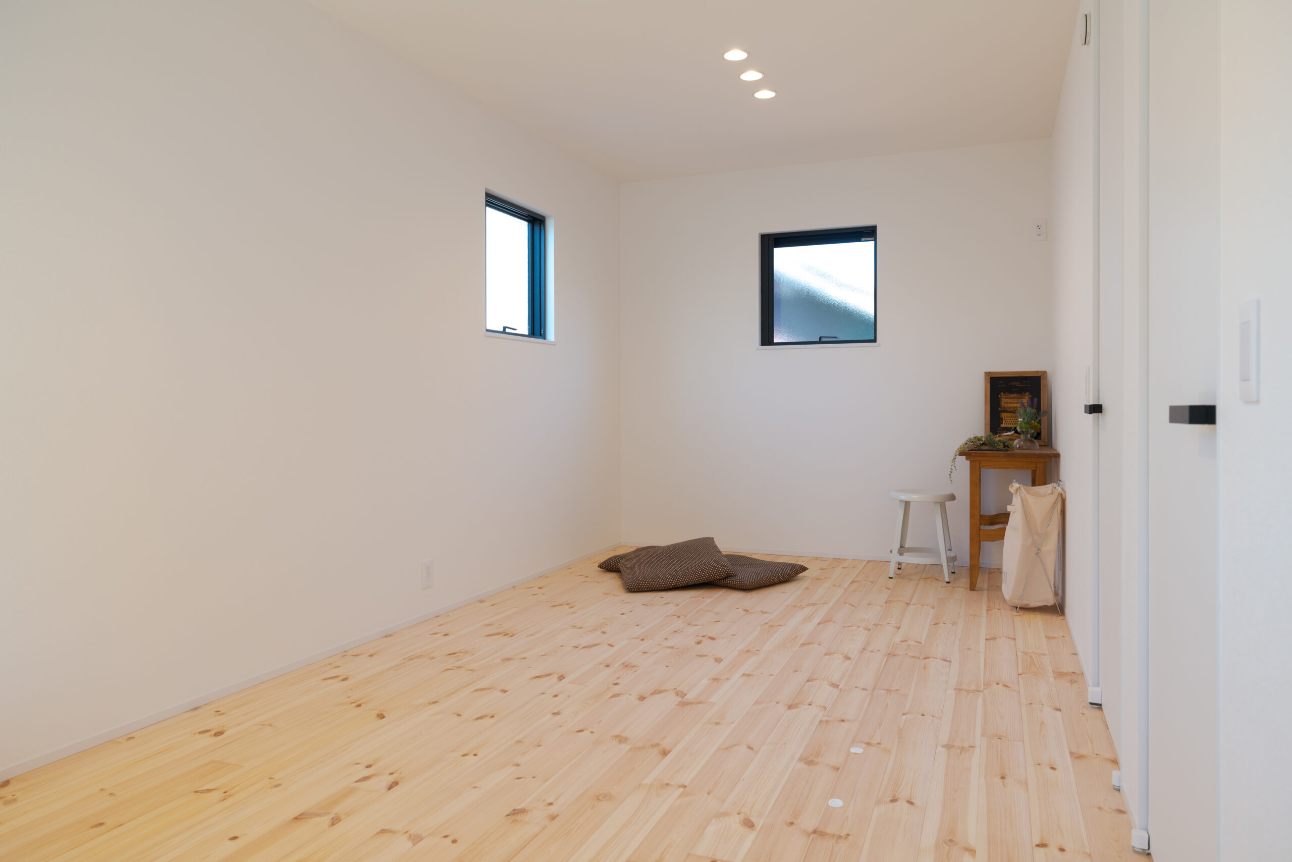 くらし・にわ・いえ　KIT PLUS キットプラス｜株式会社三有技建｜安城市・岡崎市｜規格住宅SIMPLE NOTE-シンプルノート BinO-ビーノ｜EXTERIORエクステリア-外構｜家具・雑貨
